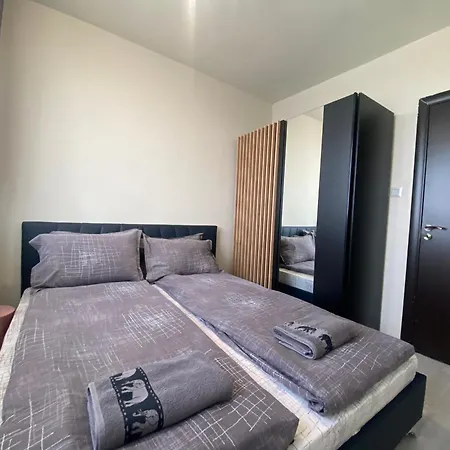 Apartment Brand New And Modern Directly Next To The Metro Station *